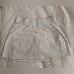 TnAction PowerSculpt Court Micro Skort in White